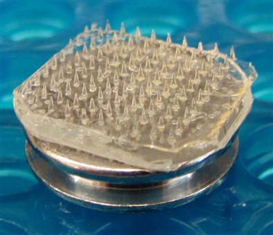 The new bandage created by Jeffrey Karp and his team at Harvard Medical School and Brigham and Women’s Hospital