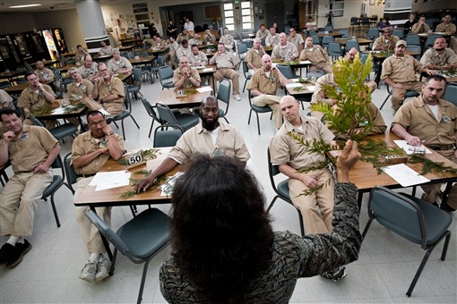 Nalini Nadkarni delivers a lecture on tree biology to 100 inmates at the Stafford Creek Correctional Center.