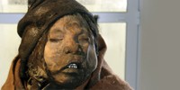 image: Pneu-mummy-a