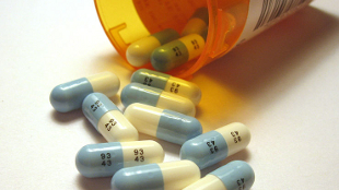 US gets cancer drugs before EU image: US gets cancer drugs before EU