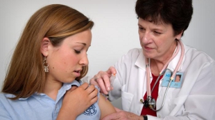 HPV vaccine shows promise image: HPV vaccine shows promise