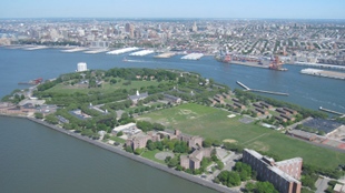 NYC Lures Universities to Build Science Facility image: NYC Lures Universities to Build Science Facility