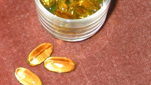 Fish Oil Blocks Chemo image: Fish Oil Blocks Chemo