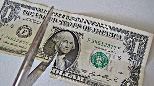 Cuts to US Science Loom image: Cuts to US Science Loom