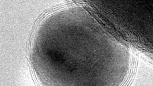 Nanomagnets Clean Blood? image: Nanomagnets Clean Blood?