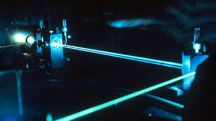 Fighting Cancer with Light image: Fighting Cancer with Light