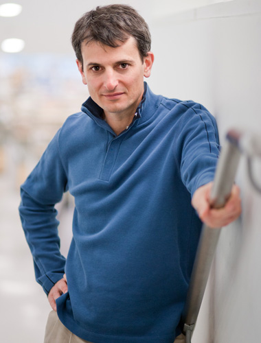 Robert Blelloch: Teacher, Doctor, Scientist image: Robert Blelloch: Teacher, Doctor, Scientist
